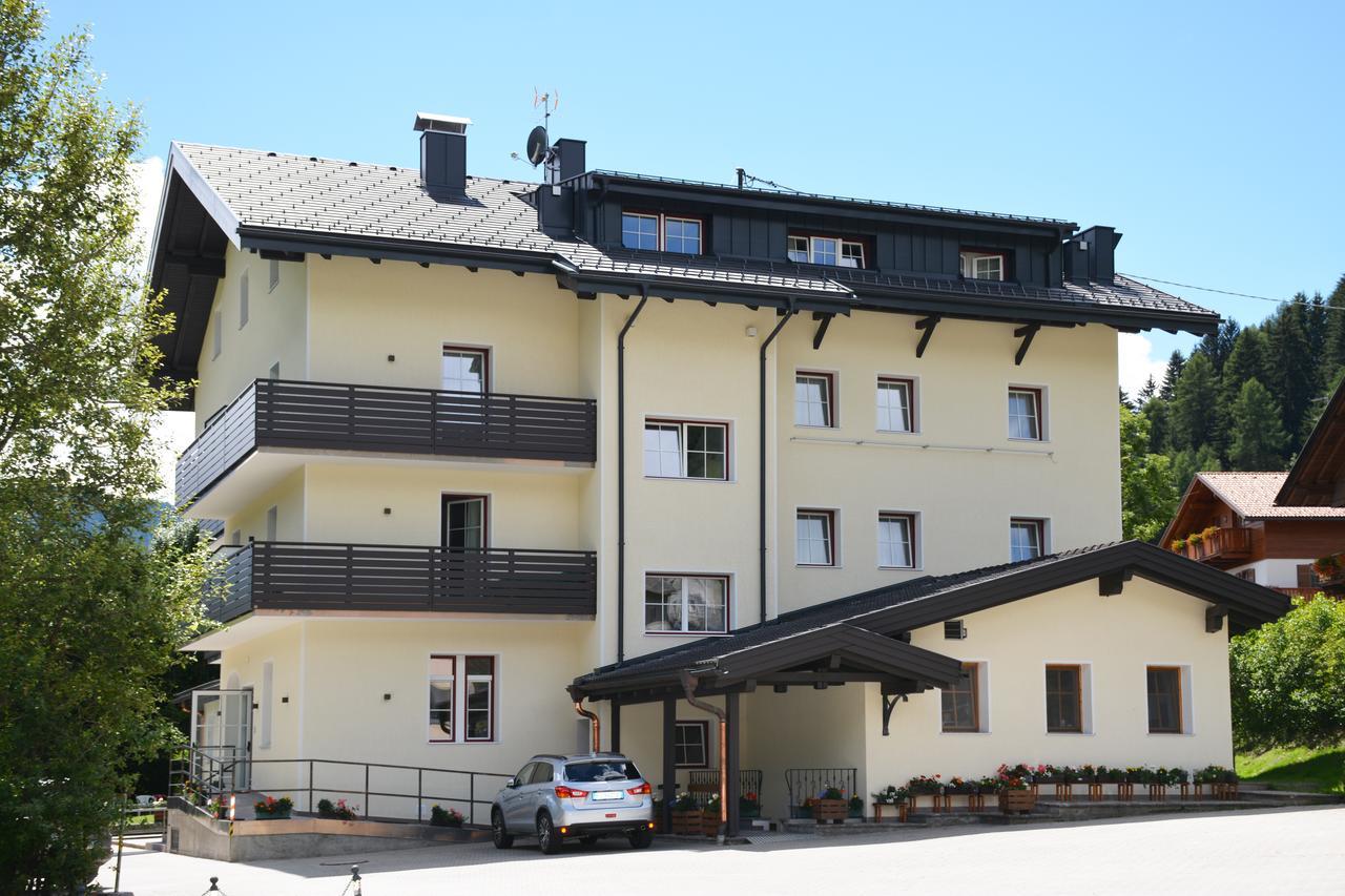 Casa Baldelli Hotel Toblach Buitenkant foto