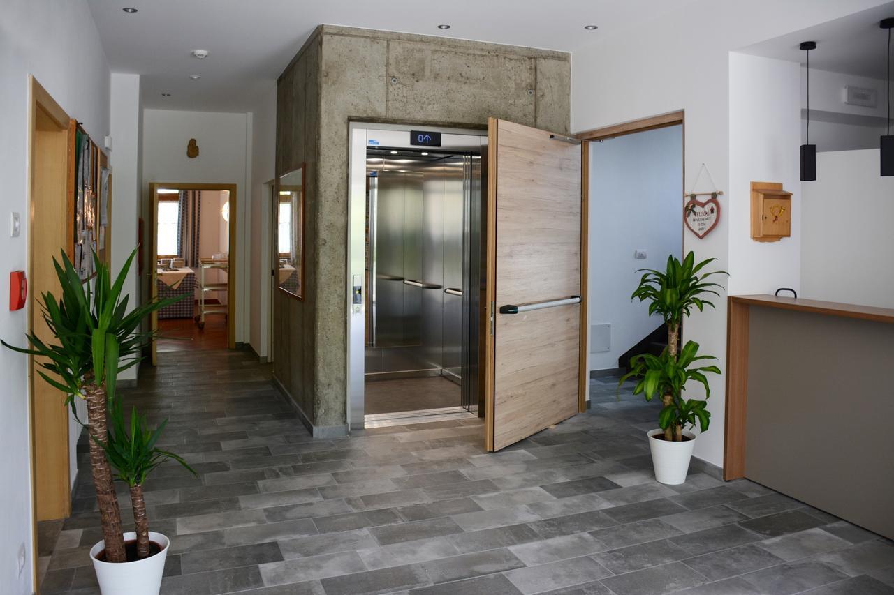 Casa Baldelli Hotel Toblach Buitenkant foto
