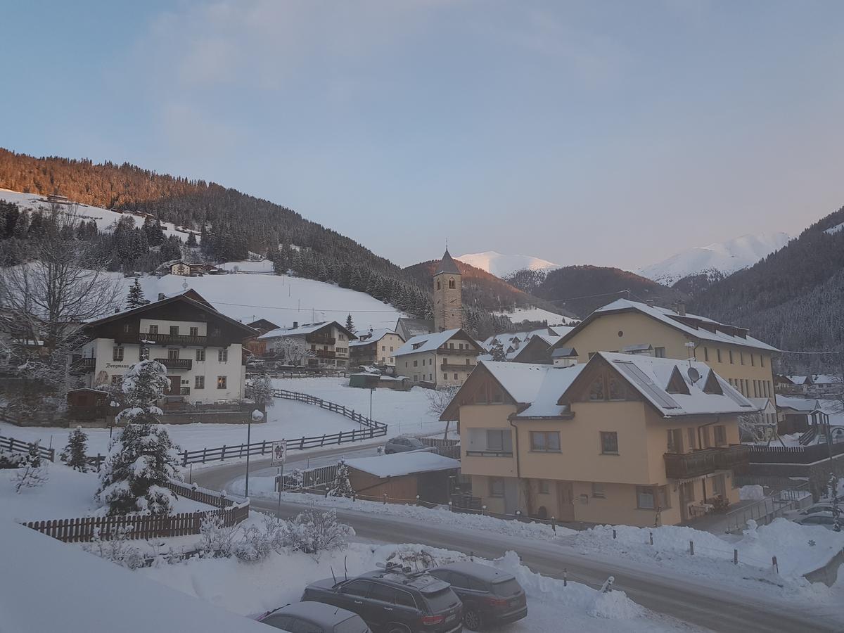 Casa Baldelli Hotel Toblach Buitenkant foto