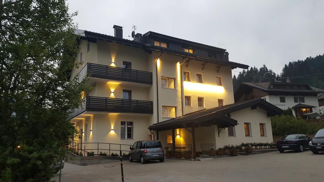 Casa Baldelli Hotel Toblach Buitenkant foto